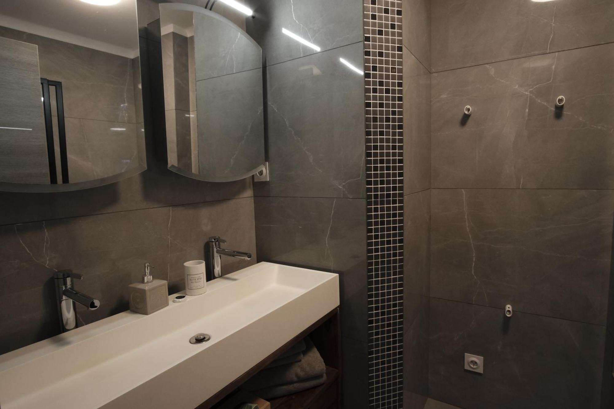 Charming Ac 2-Bedroom Apartment Antibes City Center Family, Couples Friendly 외부 사진